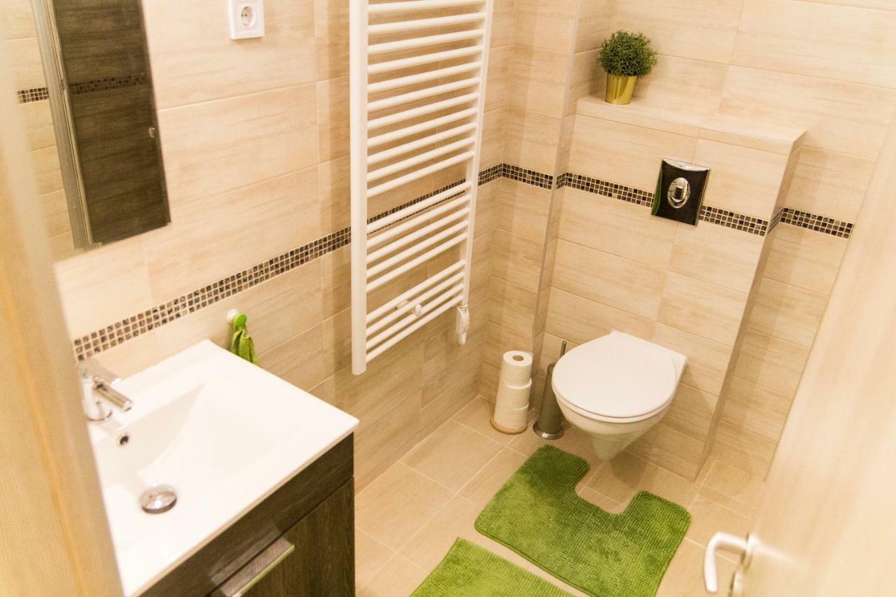 Cozy Apartment Budapest Exteriör bild